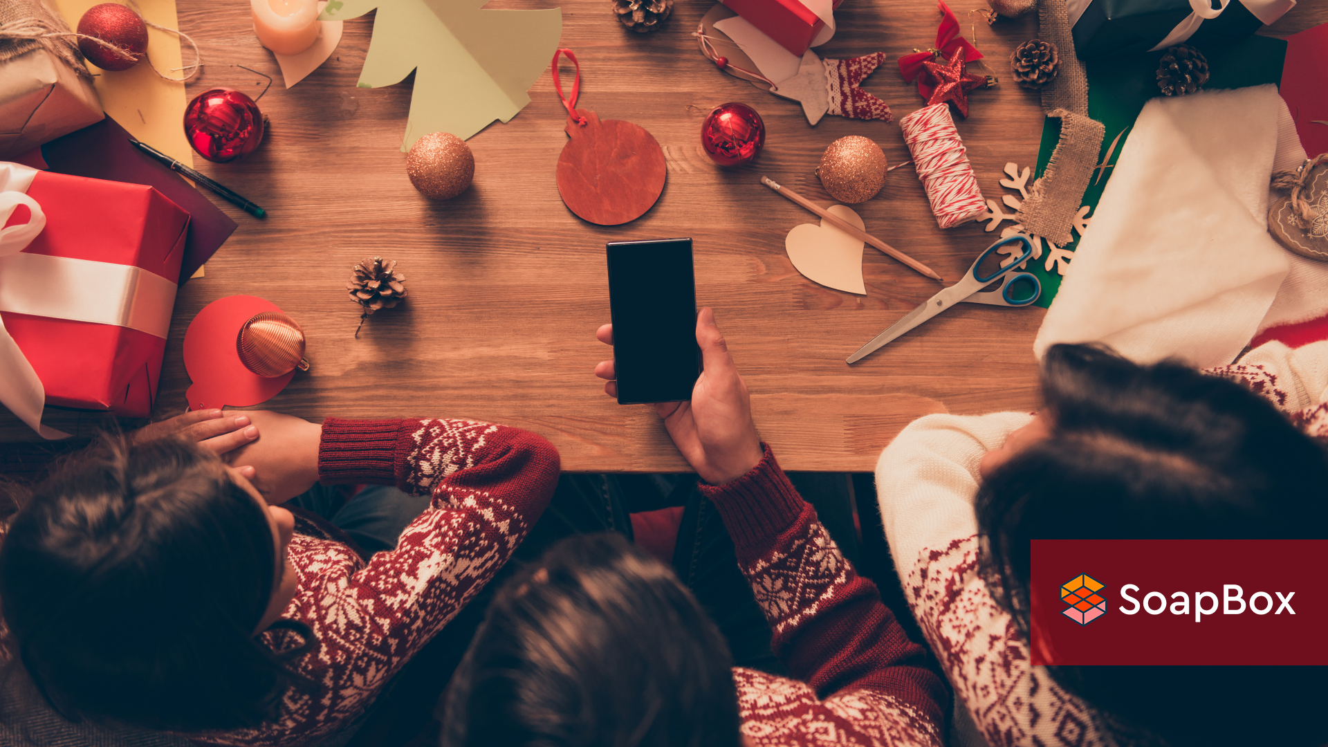 An image of kids doing Christmas crafts.